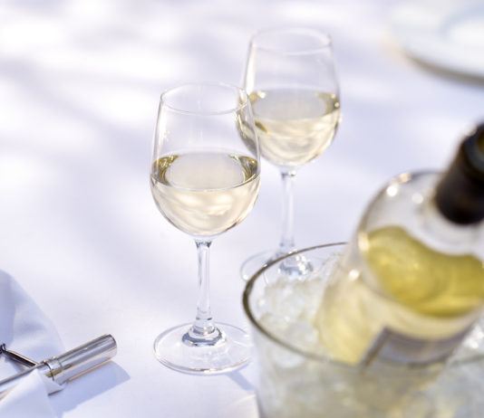 El vino, cómo enfriarlo en 10 minutos