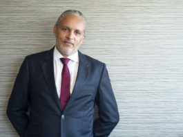 Bernard Lonis: «Canarias tiene potencial para convertirse en la Silicon Valley de Europa»