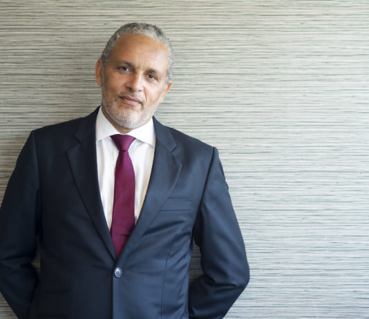 Bernard Lonis: «Canarias tiene potencial para convertirse en la Silicon Valley de Europa»