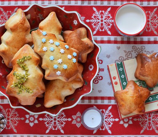 Panecillos de leche navideños