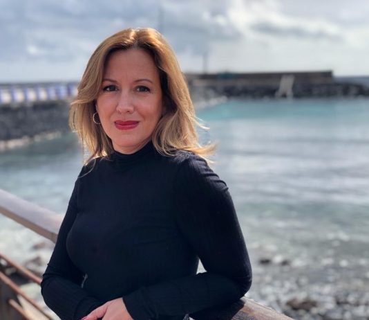 Rosa Dávila: «Espero tener la confianza de los votantes de Tenerife para recuperar el orgullo y la fuerza que tenía esta isla»