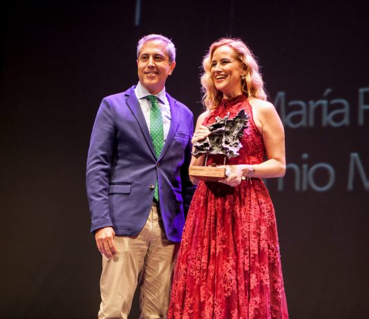 Los Premios Más Mujer rinden homenaje al liderazgo y compromiso de mujeres influyentes