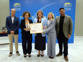 Astrid Pérez, Presidenta del Parlamento de Canarias, embajadora de los Premios Más Mujer-BPW Canarias