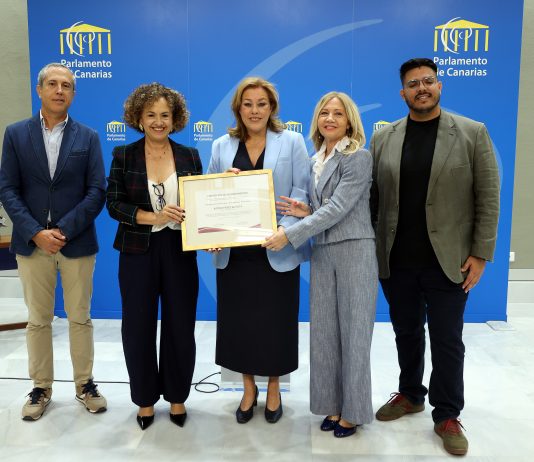 Astrid Pérez, Presidenta del Parlamento de Canarias, embajadora de los Premios Más Mujer-BPW Canarias