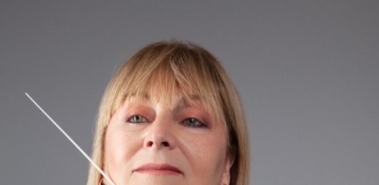 Isabel Costes trae a Europa el V Simposio Internacional de Mujeres Directoras de Orquesta